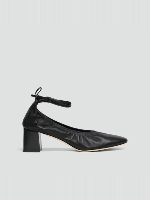 Ruched Pump in Smooth Leather