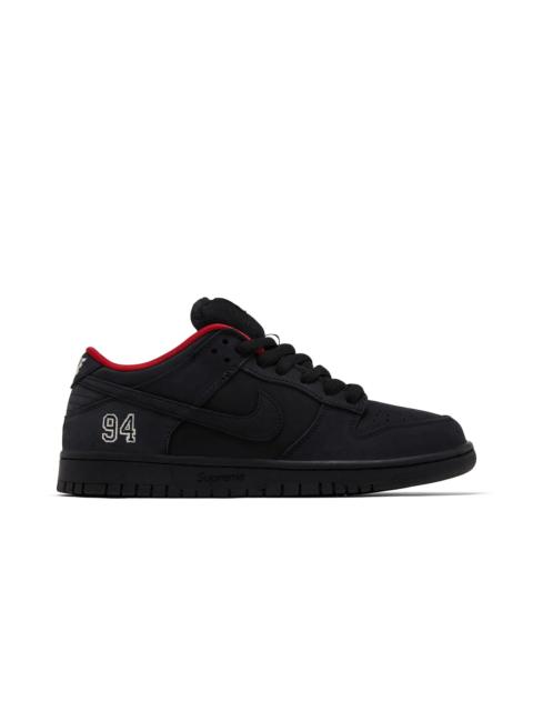 Supreme x Nike Dunk Low SB 'Black'