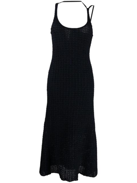 scoop neck sleeveless midi dress