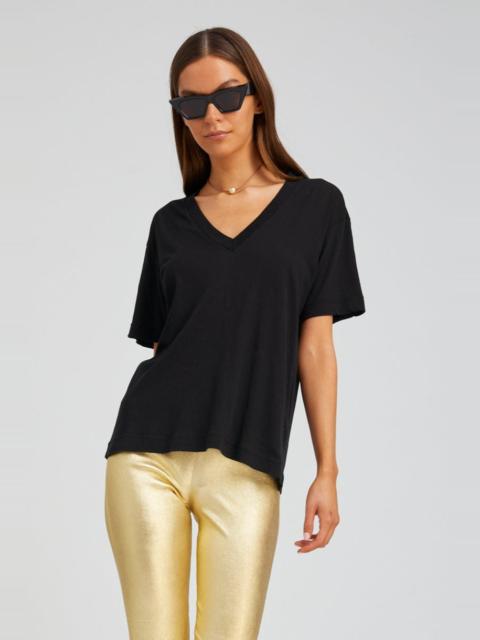 BLACK V-NECK TEE