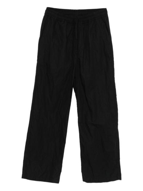 elastic-waist straight-leg trousers