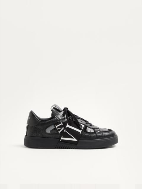 LOW-TOP CALFSKIN VL7N SNEAKER WITH BANDS