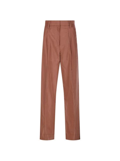 pleated trousers