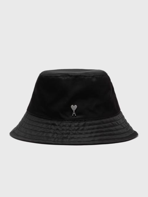 AMI DE COEUR STUD BUCKET HAT