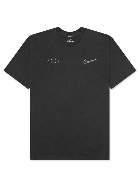 NIKE X DEVIN BOOKER X CHEVROLET MAX90 TEE - ANTHRACITE