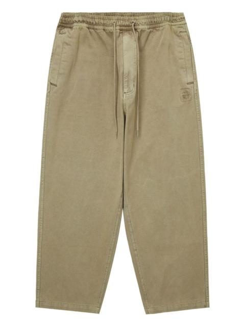 elasticated-waist trousers
