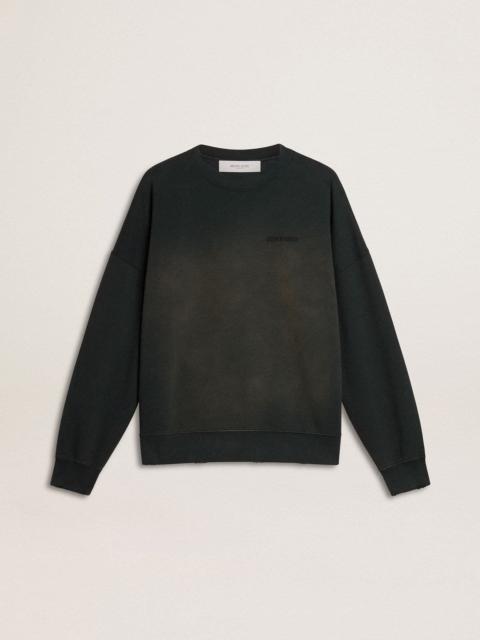Unisex sweatshirt in worn black cotton with logo embroidery