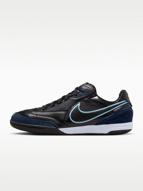Nike Tiempo Streetgato Indoor/Court Low-Top Soccer Shoes