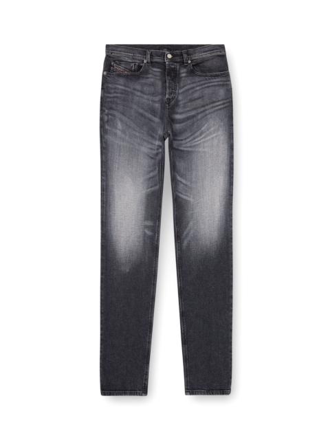 REGULAR JEANS 2023 D-FINITIVE 09L52