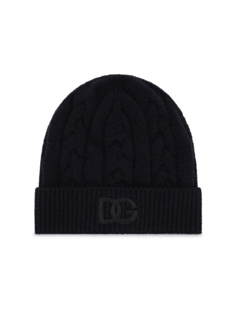 logo-embroidered ribbed-knit beanie