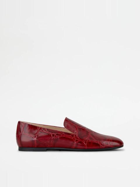 LOAFERS IN LEATHER - RED