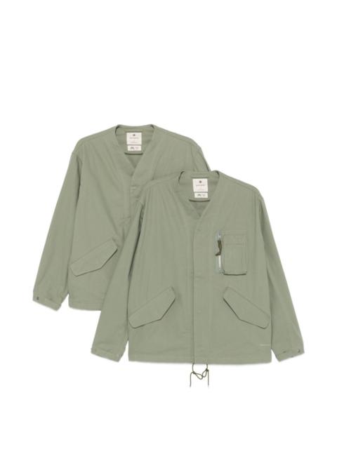 zip-fastening pocket jacket