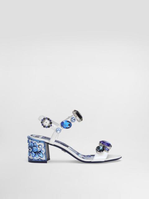 Patent leather sandal with jewel embroidery