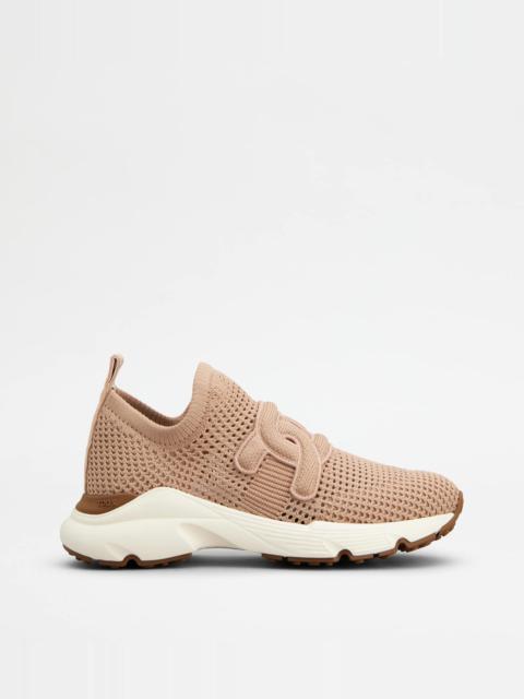 KATE SLIP-ON SNEAKERS IN FABRIC - PINK