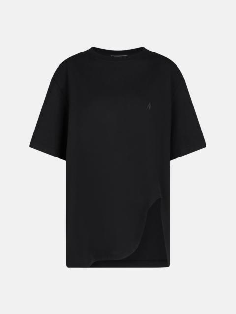 BLACK T-SHIRT
