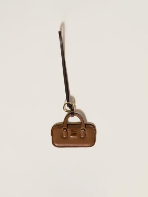 Arcadie leather trick