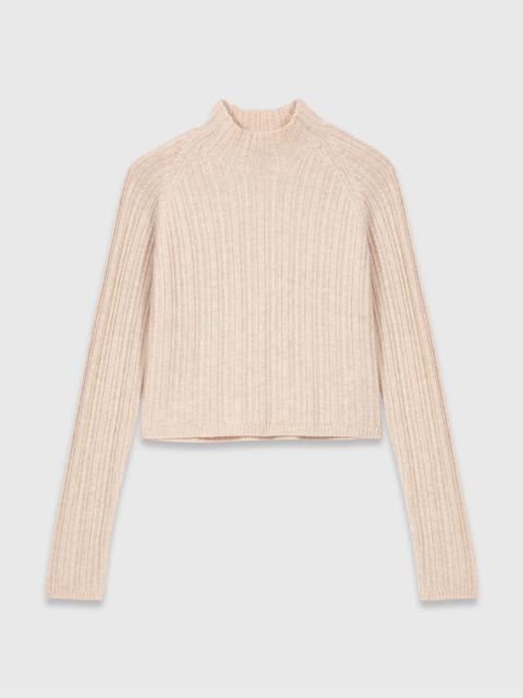 Cable-knit crop sweater