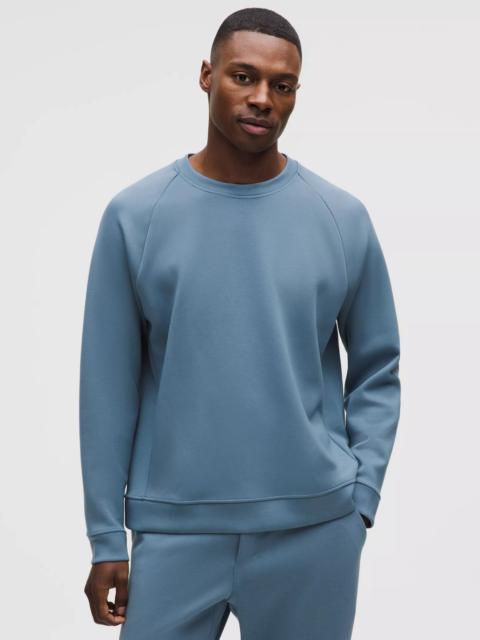 Smooth Spacer Classic-Fit Crew