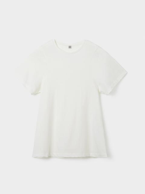 Curved seam tee off-white