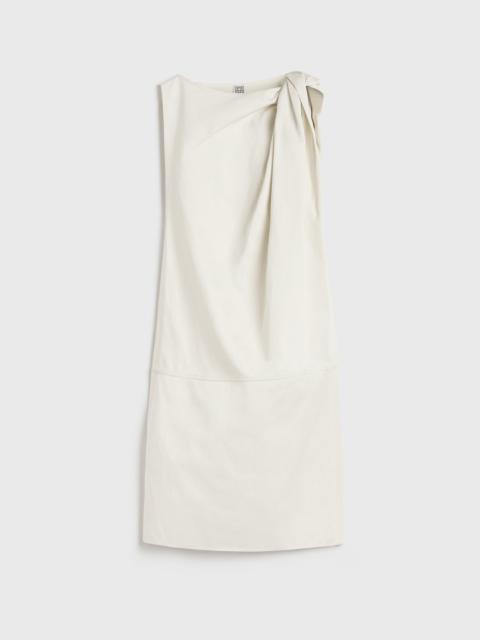 Shoulder-twist dress ecru