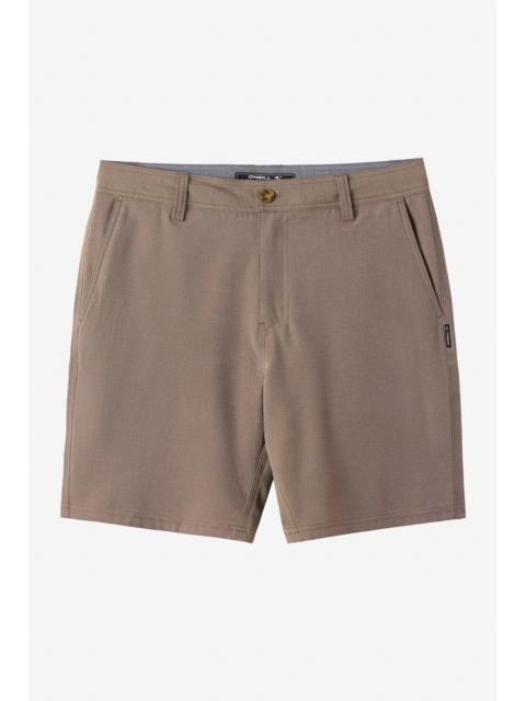 Reserve Light Check 19" Hybrid Shorts