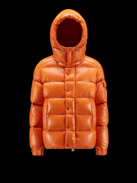 Moncler Maya 70 Short Down Jacket