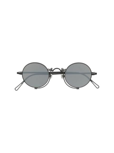 round-frame tinted sunglasses