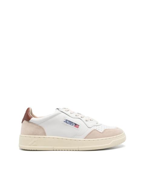 Medalist Low sneakers