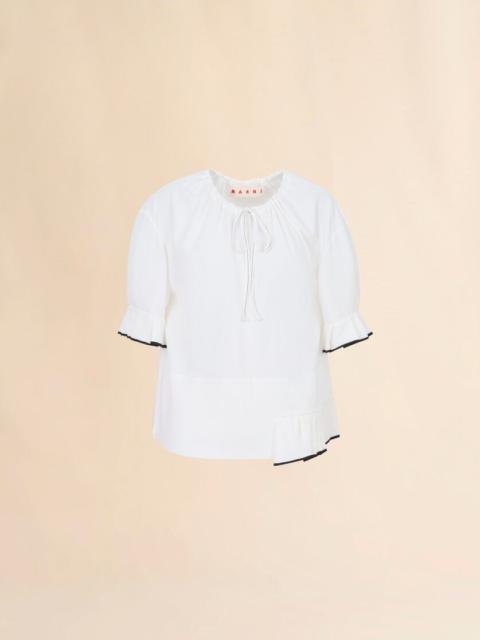 WHITE MAROCAINE TOP WITH PLEATED DETAIL