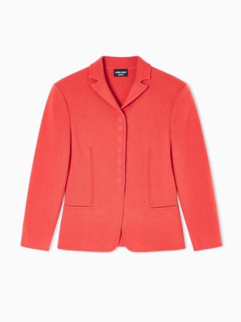 SINGLE-BREASTED SHORT JACKET IN CASHMERE