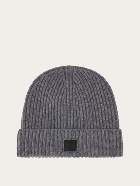 Knitted beanie