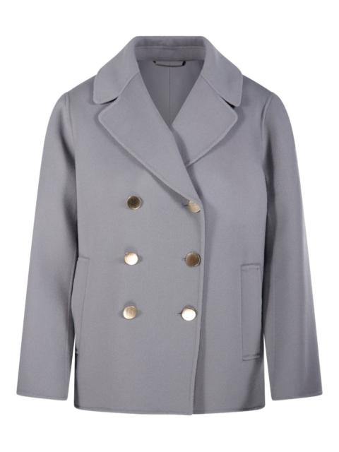 buttoned coat