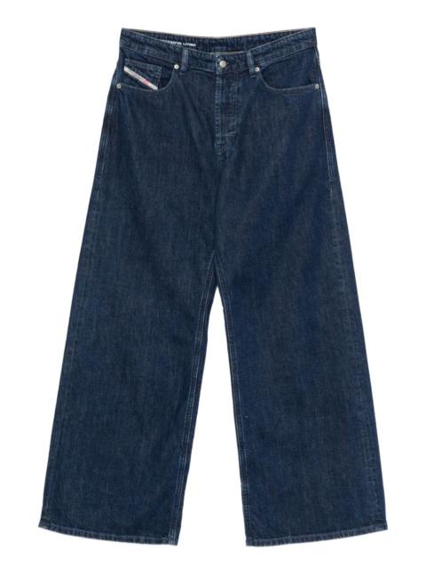 five-pocket jeans