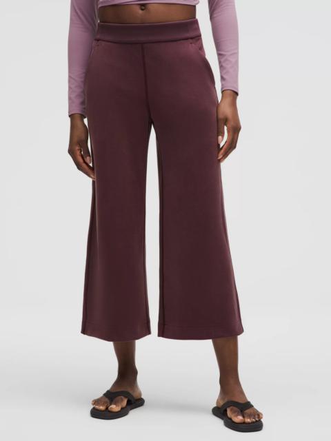 Softstreme High-Rise Wide-Leg Cropped Pant