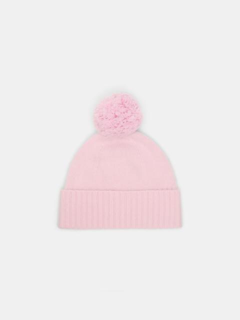 FLUFFY STATEMENT beanie