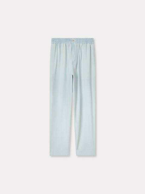 Jogpants in stone bleach chambray