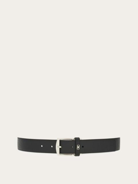 Reversible and adjustable belt