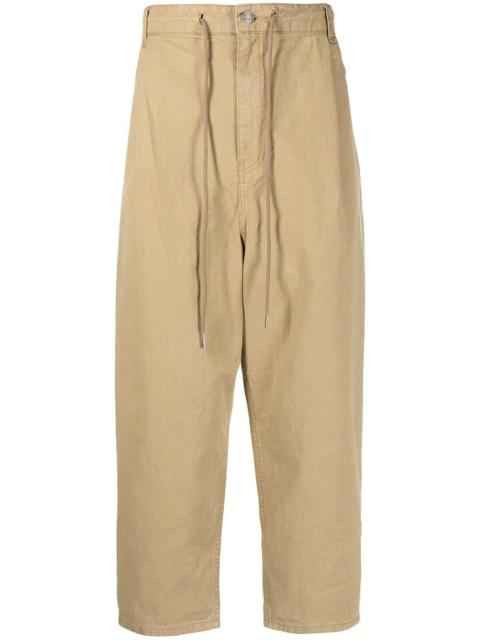 cropped tapered-leg trousers