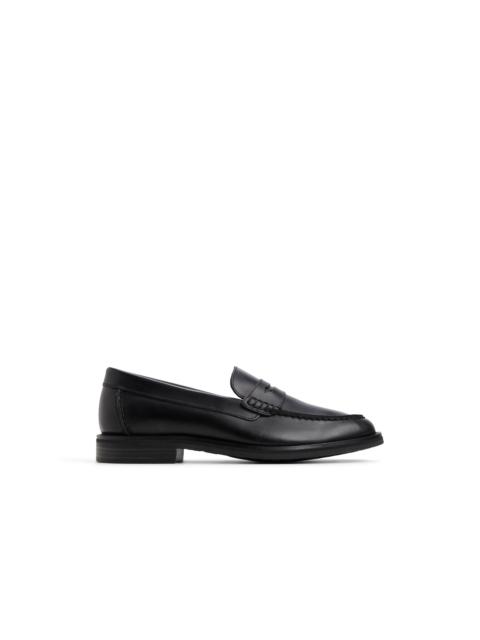 Top Field Penny Loafer