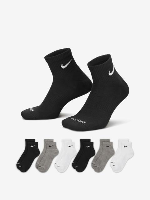 Nike Everyday Plus Cushioned Training Ankle Socks (6 Pairs)