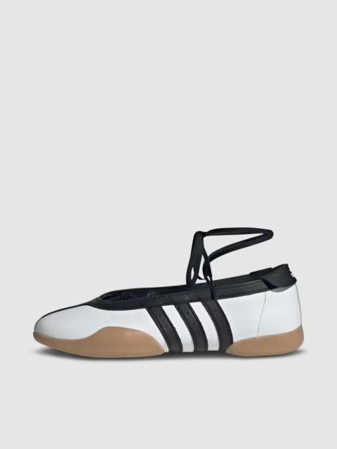 Taekwondo ballet sneaker