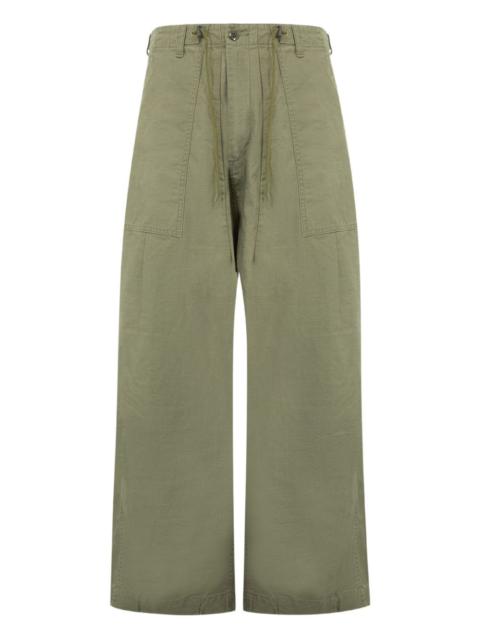 button pocket trousers