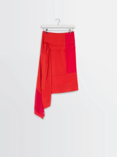 SKIRT WITH PLEATS