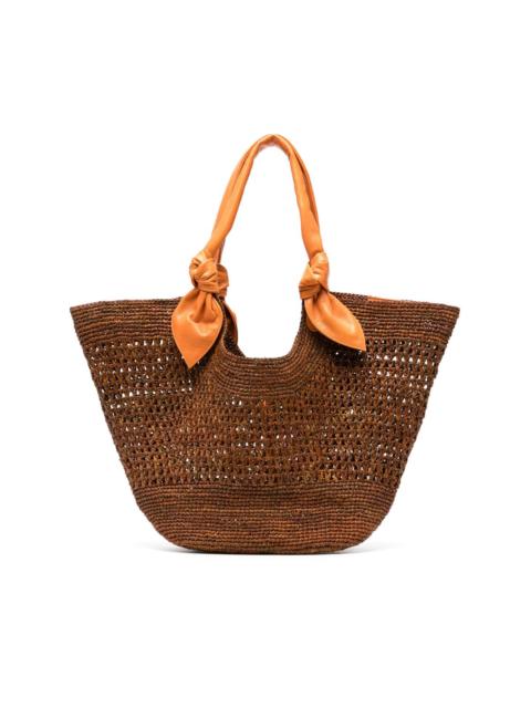 straw tote bag