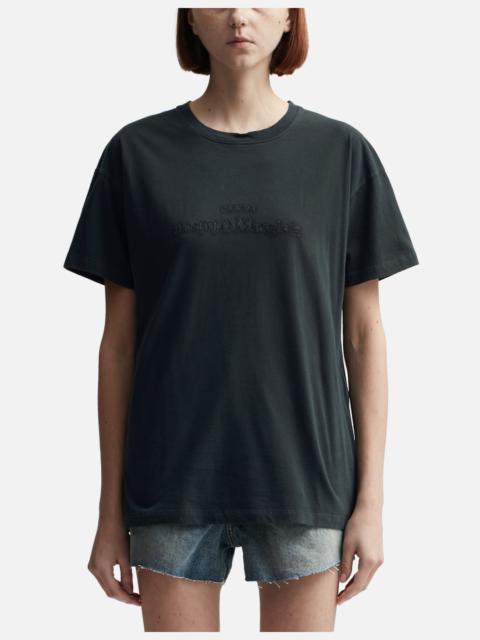 EMBROIDERED LOGO T-SHIRT