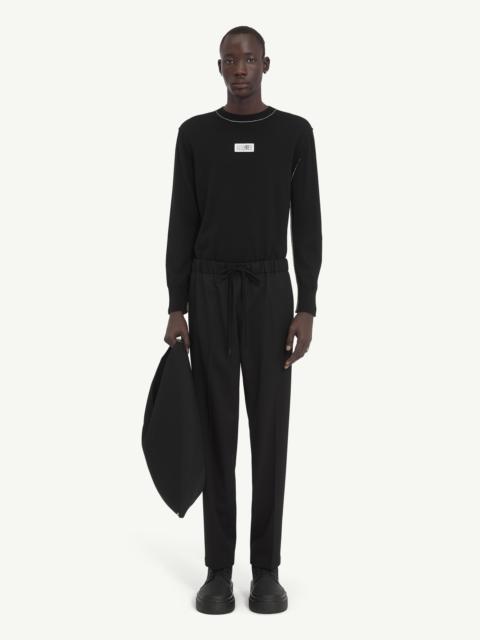 Tailoring wool trousers