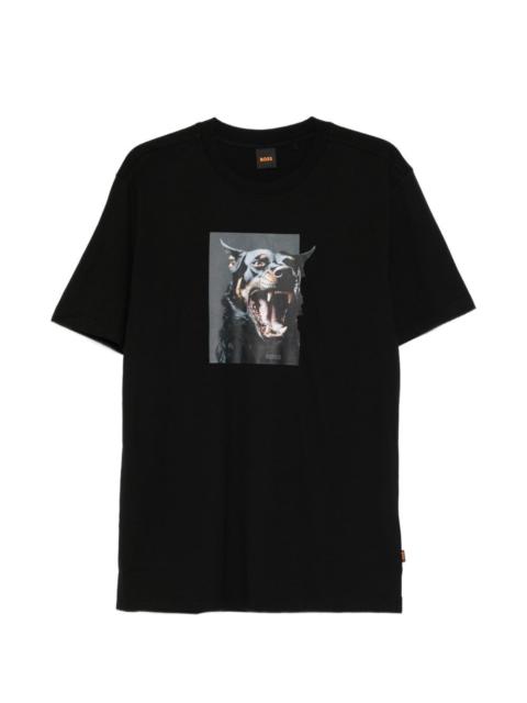 graphic-print T-shirt