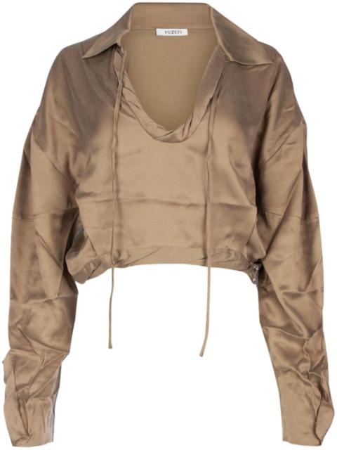 spread-collar blouse