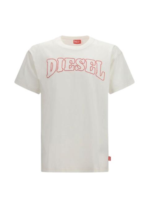 logo-embroidered T-shirt