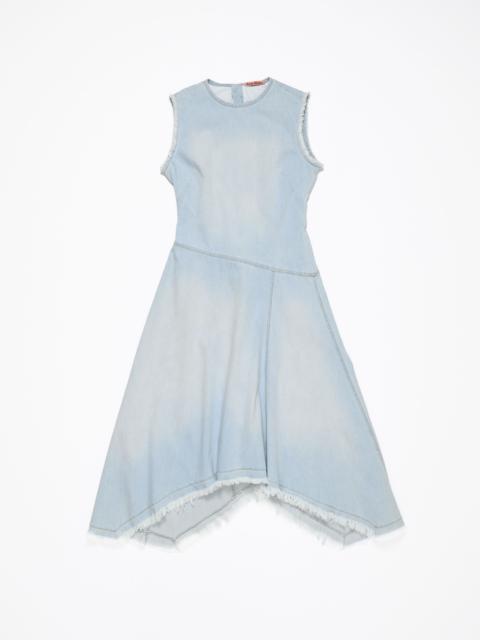 Sleeveless dress - Light blue